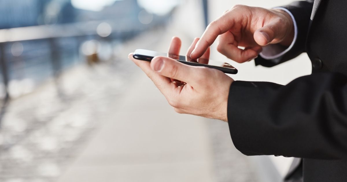 Take Advantage of the Mobile App and Retain More Clients Take Advantage of the Mobile App and Retain More Clients